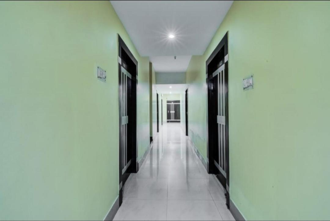 Hotel The Avenue Gamharia 外观 照片