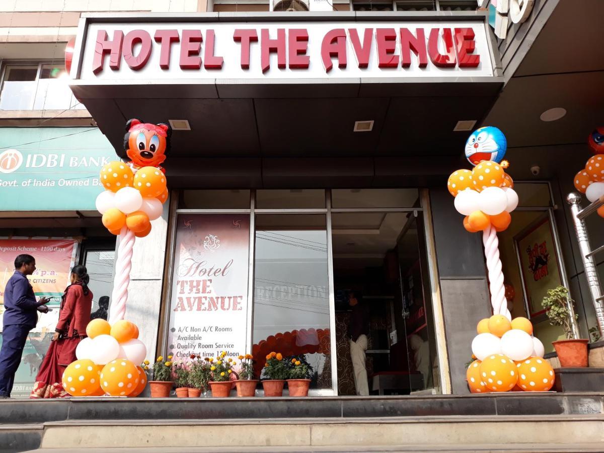 Hotel The Avenue Gamharia 外观 照片